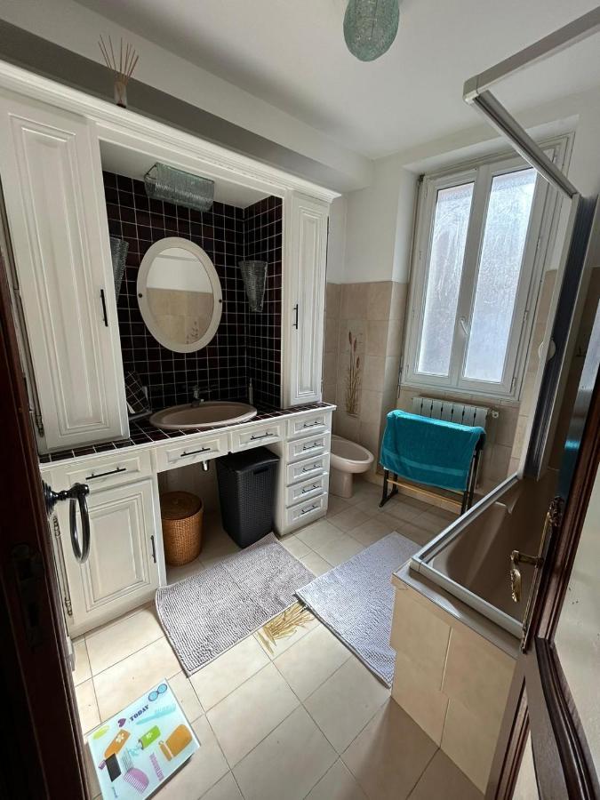 Bed And Breakfast Chez L'Habitant Marseilles Buitenkant foto